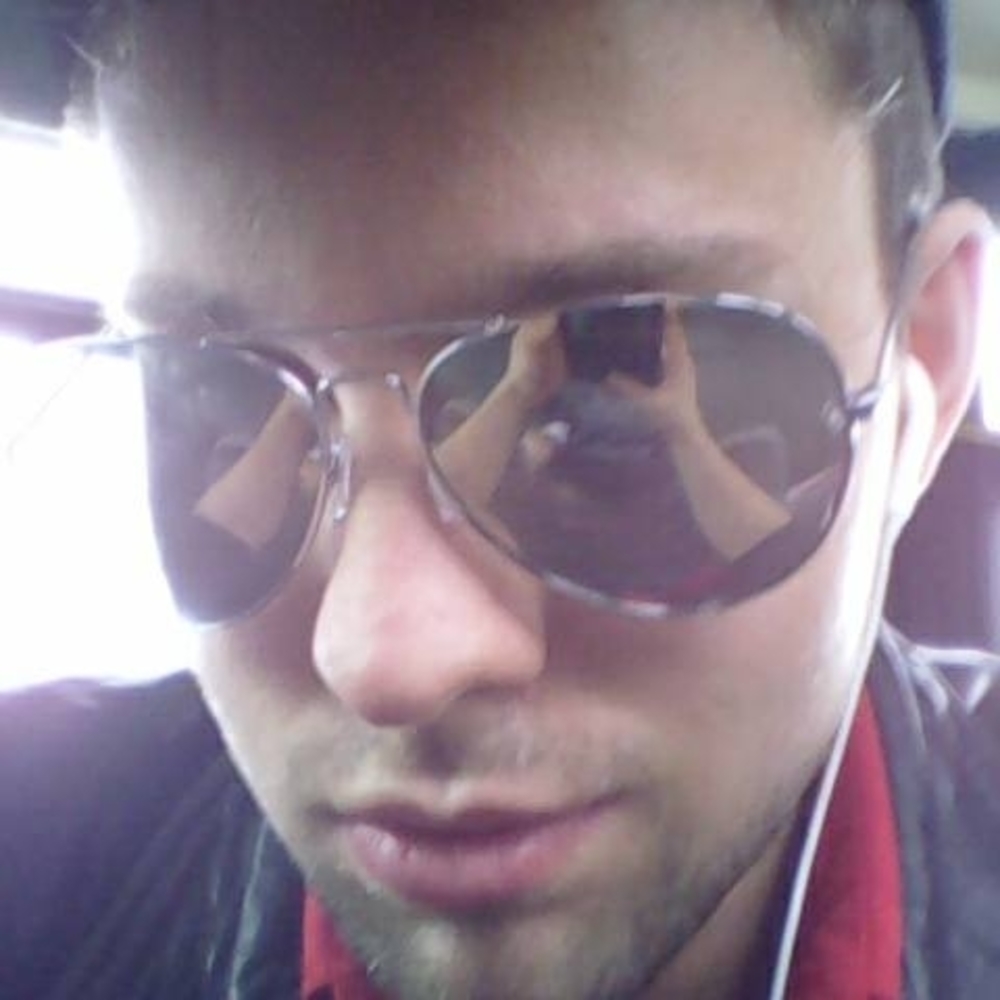 Meet your Posher, Damon